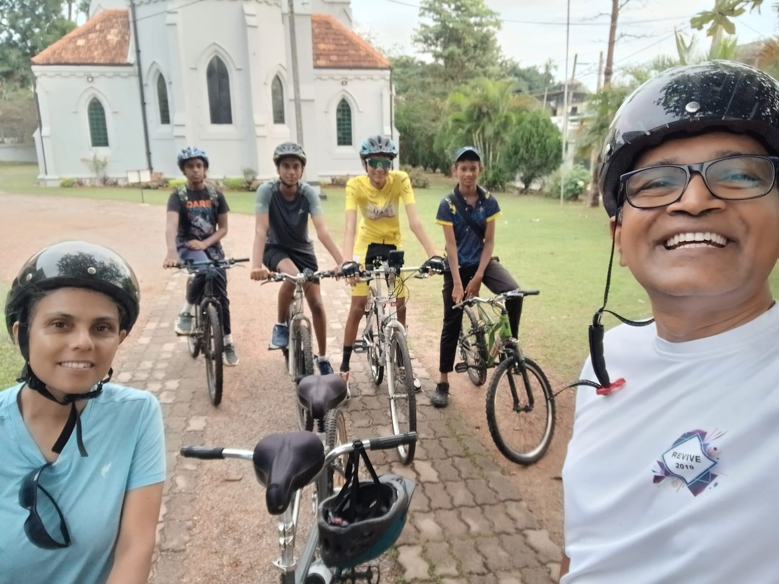Sri Lankan riders in training